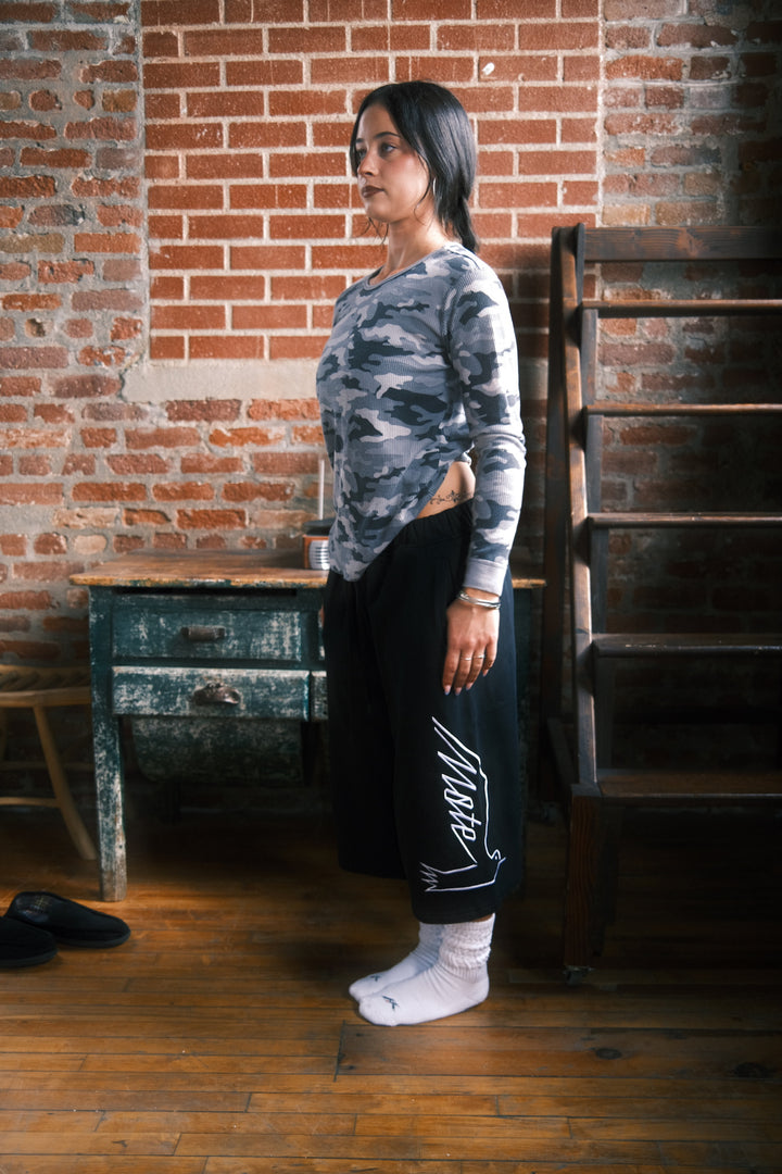 DOVE 3/4 SWEATS